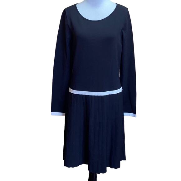 Lauren Ralph Lauren Black with White Trim Pleated Long Sleeve Dress Medium NWT - Picture 1 of 9